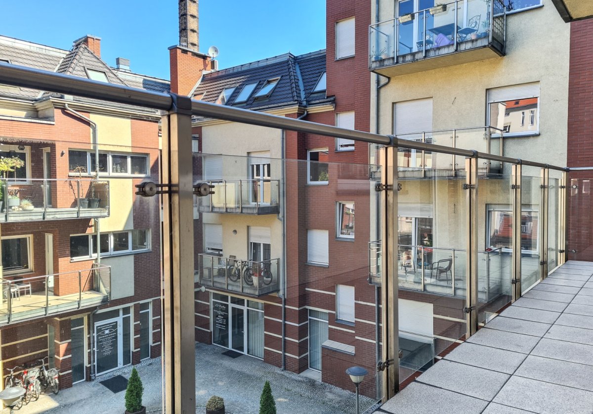  3-room apartment for rent, offering 92 square meters of living space in a central Poznań location – Za Groblą 3/4 Street